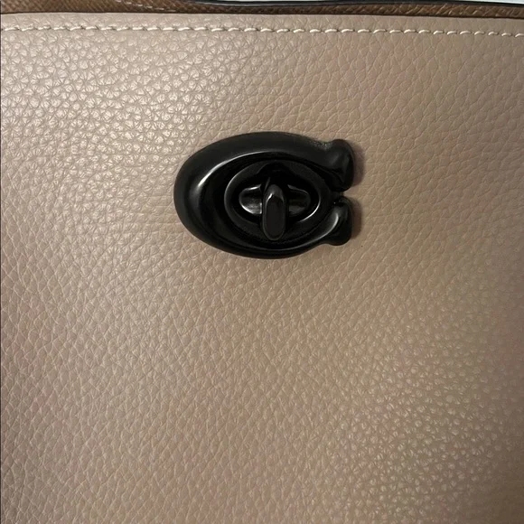 Coach Willow Elegant Tan and Gray Women's Bag - Picture 5 of 15